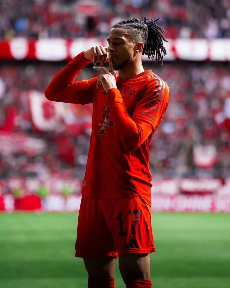 “Not for Sale at Any Price”: Bayern’s Eberl Officially Declares Olise Unsellable